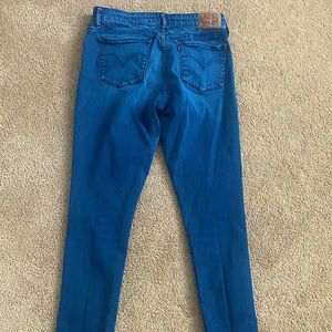Levi’s 711 Skinny Jeans